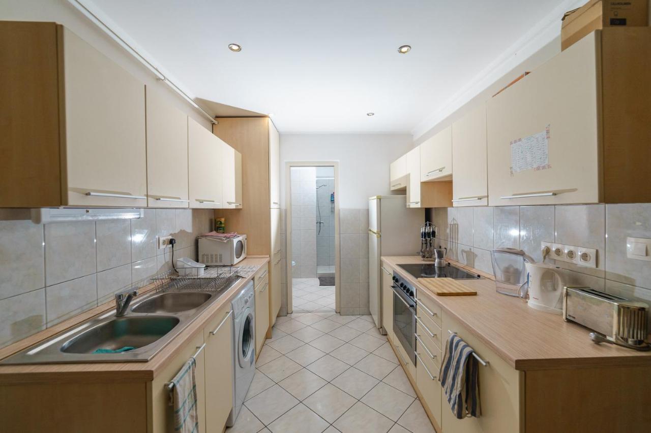 Apartment Cityscape Budget Nyugati Budapest